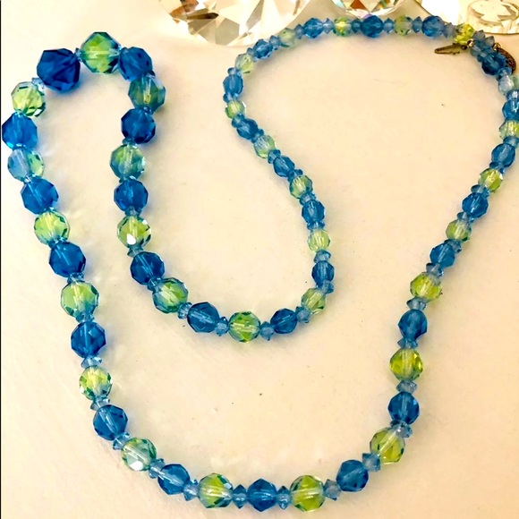 Gorgeous Vintage Ocean Blue Rock Crystal Deco Necklace - Picture 2 of 11